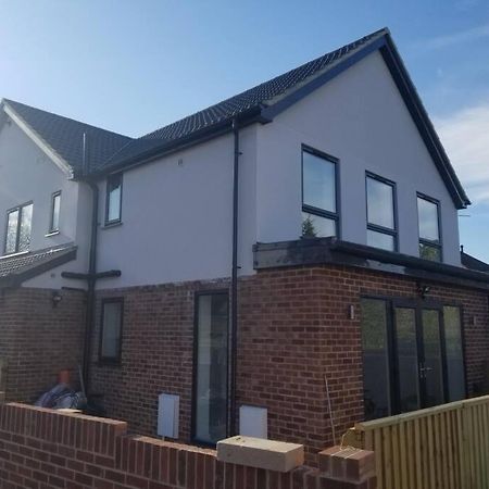Paradigm House, Modern 2-Bedroom Duplex Apartment 2, Free Parking, Oxford Extérieur photo